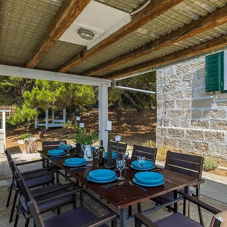 Lighthouse Crna Punta