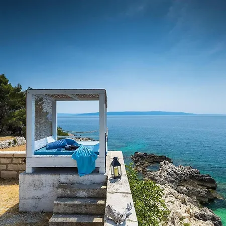 Lighthouse Crna Punta *