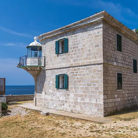 Lighthouse Crna Punta